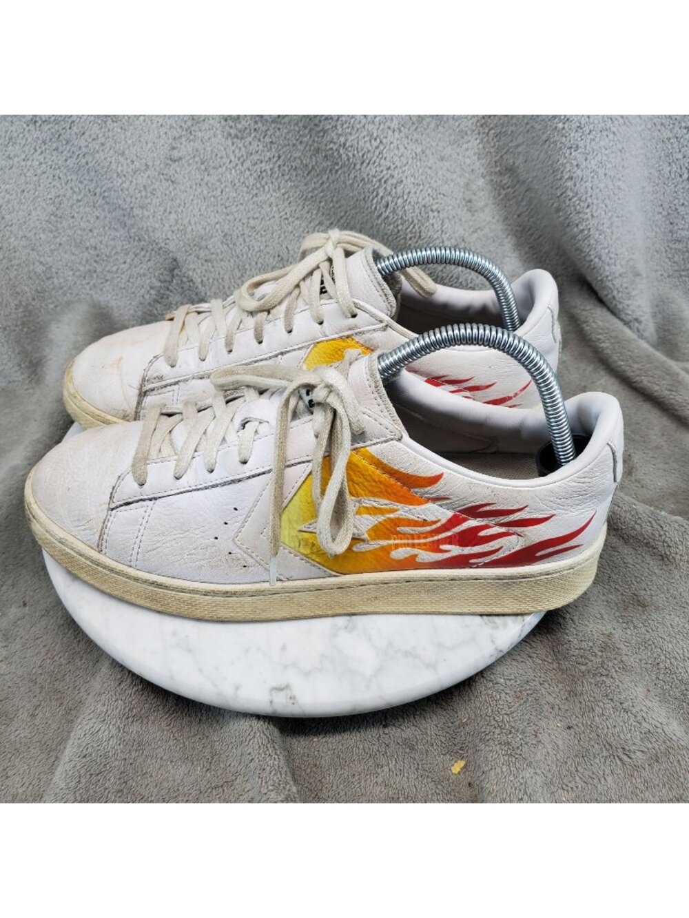 Converse Shoes Mens 8.5 Womens 10 White Fire Leather Ox Low Top Sneakers *Read*